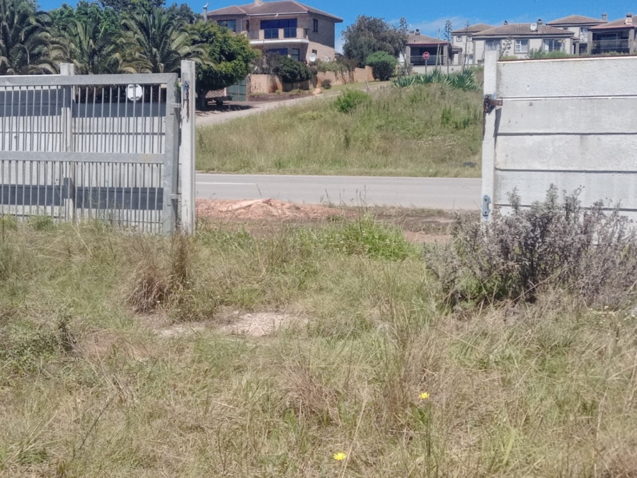 Commercial Property for Sale in Wavecrest Eastern Cape